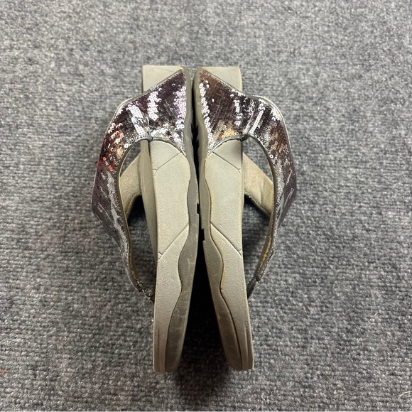 FITFLOP Women’s Grey Lulu Glitter Toe-Post Sandals Flip Flops size: 8 - Picture 7 of 10